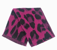 Fuchsia / Black Heavyweight Leopard Scarf