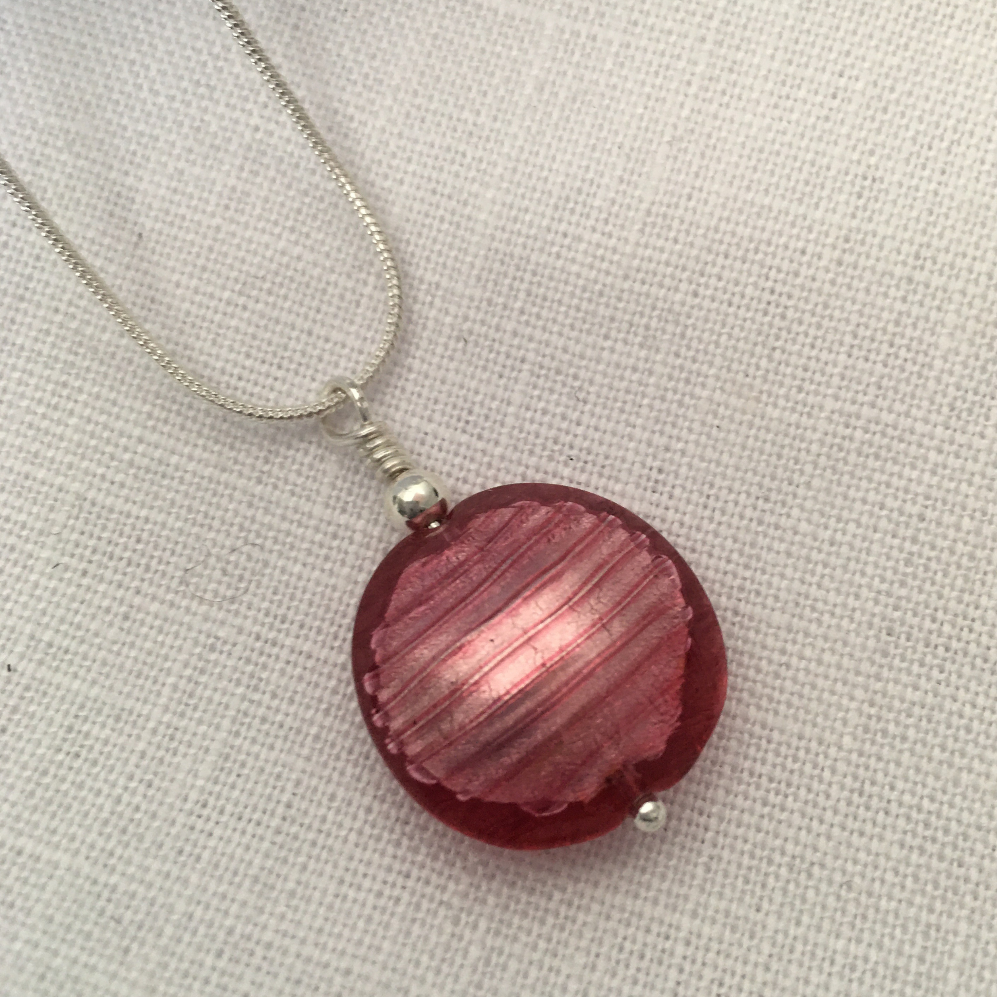 Murano Glass Lentil Bead Pendant - Raspberry Ripple - Majestico Gifts
