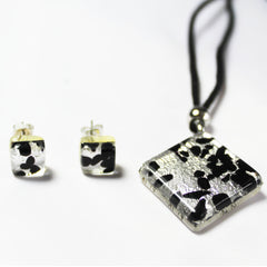 Murano Glass Pendant Necklace with Matching Earrings - Majestico Gifts