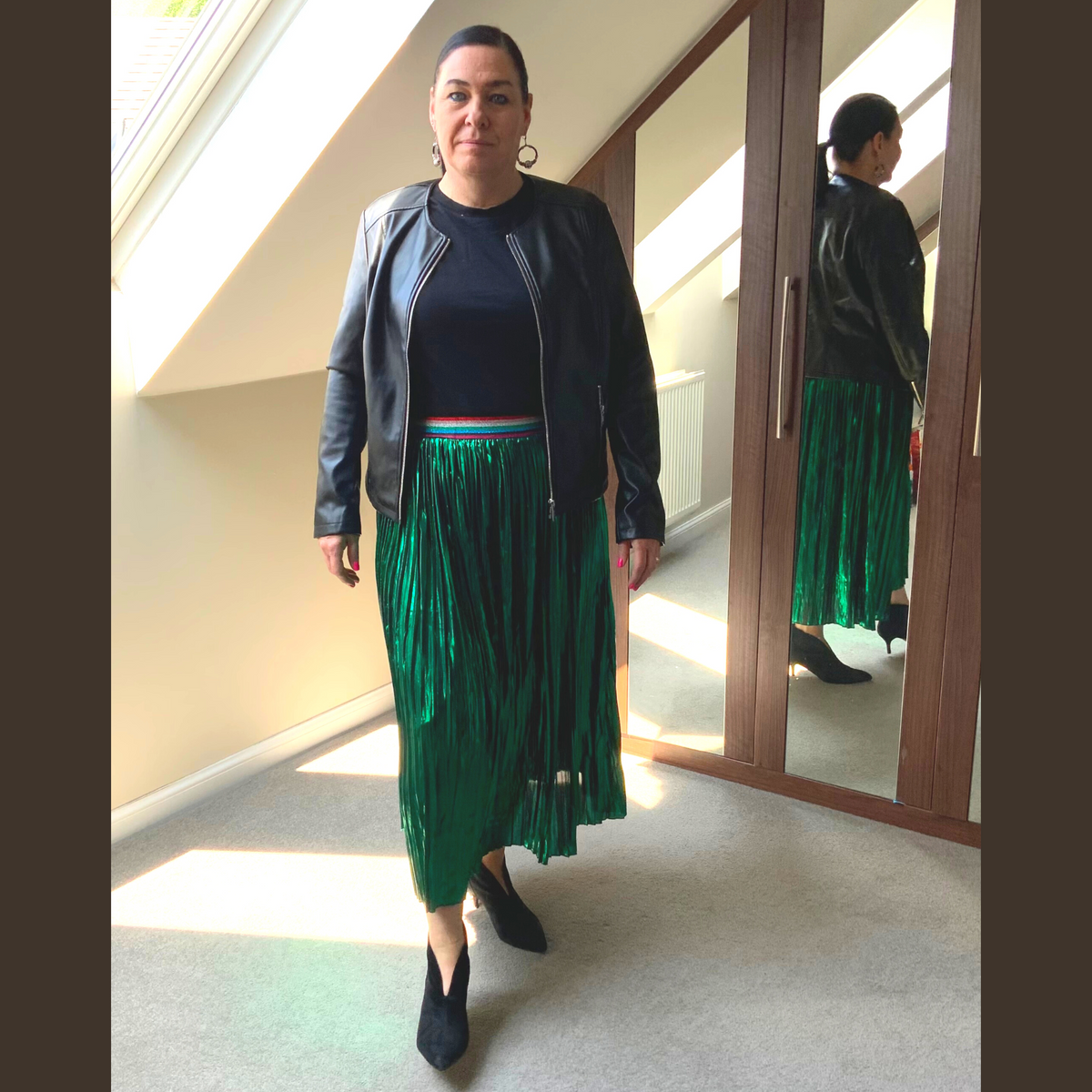 Paloma - Green Foil Pleated Skirt