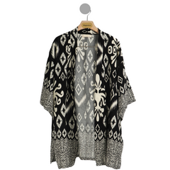 Ikat Print Short Kimono   - Black