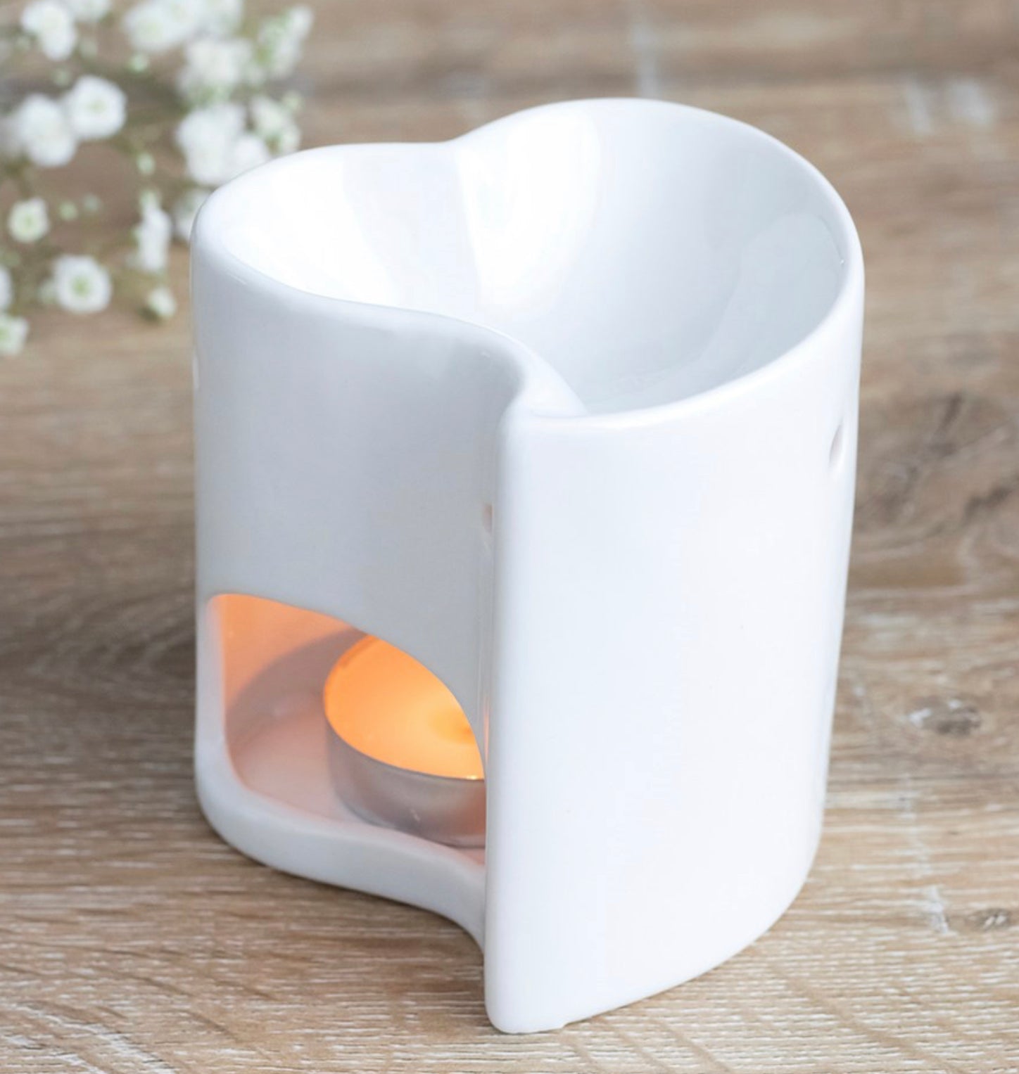 White Heart Oil Burner - Majestico Gifts