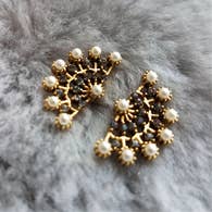 Fan Vintage Style Stud Earrings - Majestico Gifts