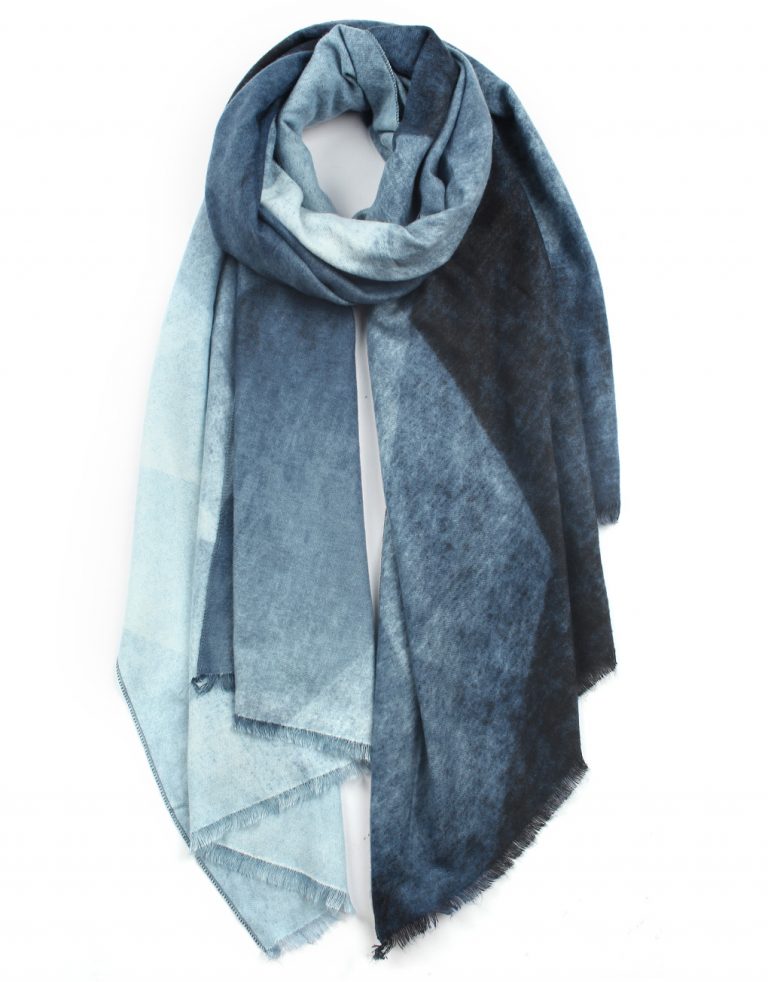 Gradient Rhombus Pattern Scarf - Blue or Orange - Majestico Gifts