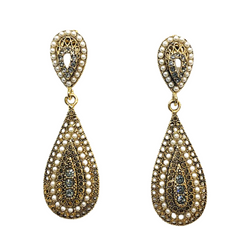 Polyanna Vintage Style Teardrop Dangle Earrings - Majestico Gifts