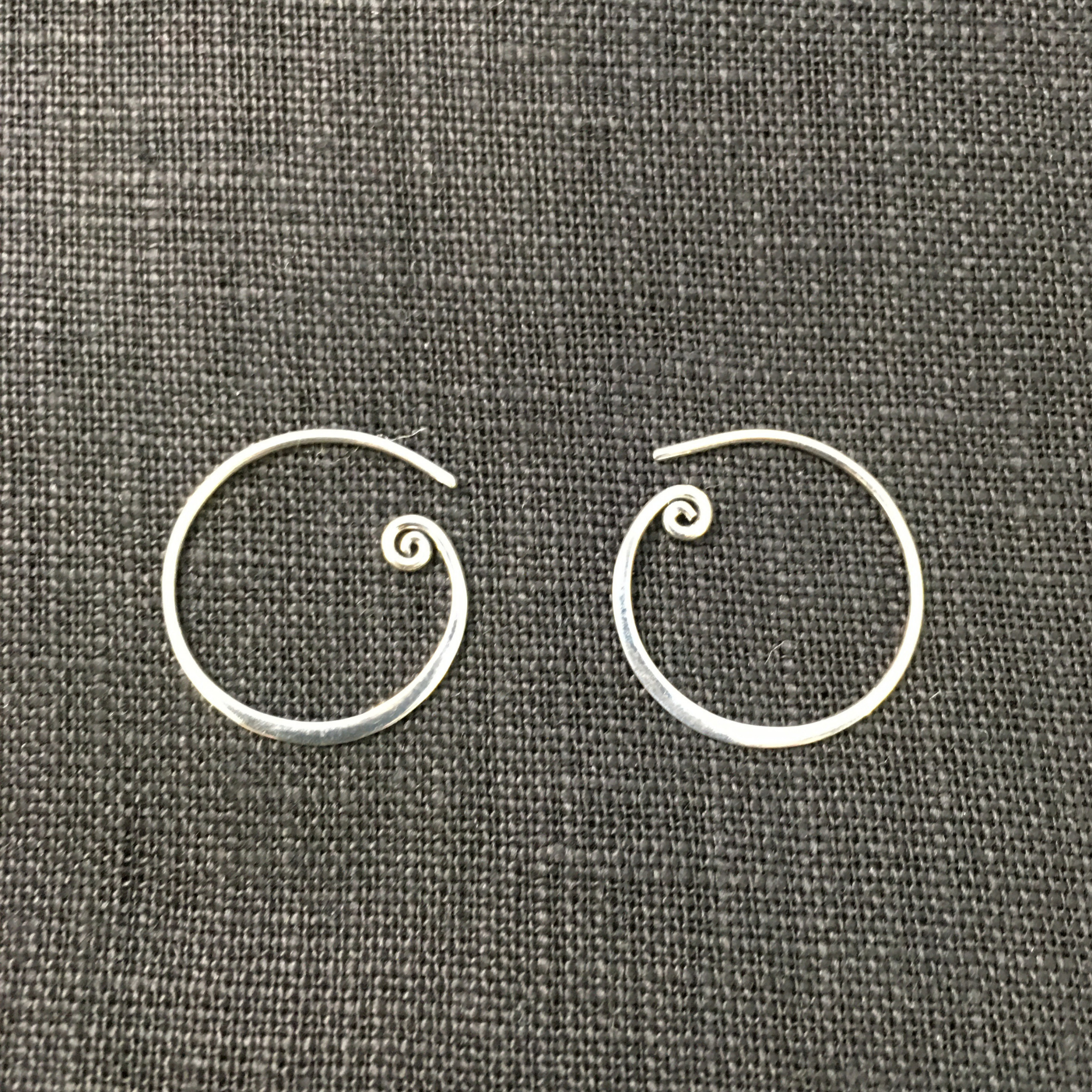 Sterling  Silver Hoop Earring Circle - Majestico Gifts